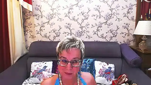 MilfyMommyXX online show from January 25, 2025, 4:56 am