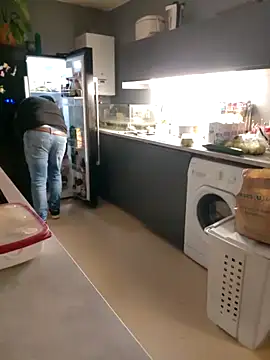 tom sauwer online show from March 21, 2026, 9:51 pm