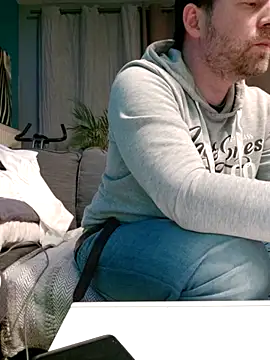 tom sauwer online show from April 3, 2026, 2:51 am