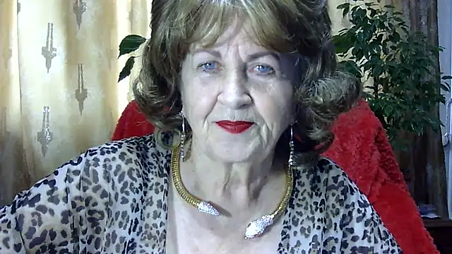 Emma52610 online show from February 8, 2026, 10:35 am