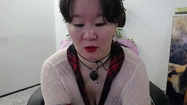 Akira xx online show from November 7, 2025, 2:38 am