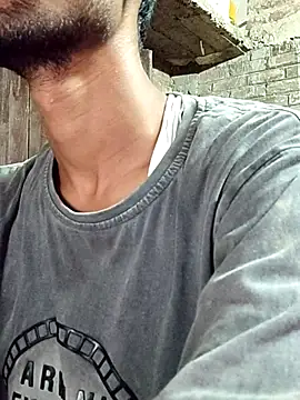 ThethunderPo online show from September 16, 2025, 1:23 pm