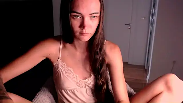 EvelynGG online show from July 22, 2026, 10:06 am