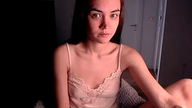 Snapshot of EvelynGG chatting on May 11, 2026, 9:54 am EvelynGG online show from May 11, 2026, 9:54 am