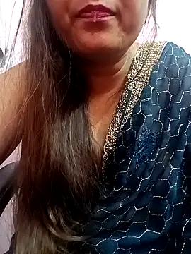 Snapshot of naughtymadam chatting on December 5, 2024, 3:53 am naughtymadam online show from December 5, 2024, 3:53 am