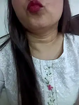 Snapshot of naughtymadam chatting on February 25, 2026, 5:51 am naughtymadam online show from February 25, 2026, 5:51 am