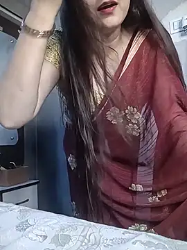 naughtymadam online show from July 13, 2026, 5:07 am