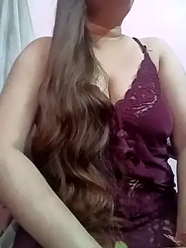 Snapshot of naughtymadam chatting on December 16, 2024, 4:13 am naughtymadam online show from December 16, 2024, 4:13 am