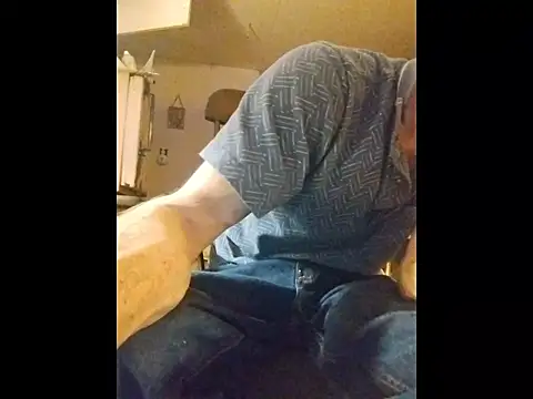 ROBERT0516 online show from December 2, 2025, 4:14 am