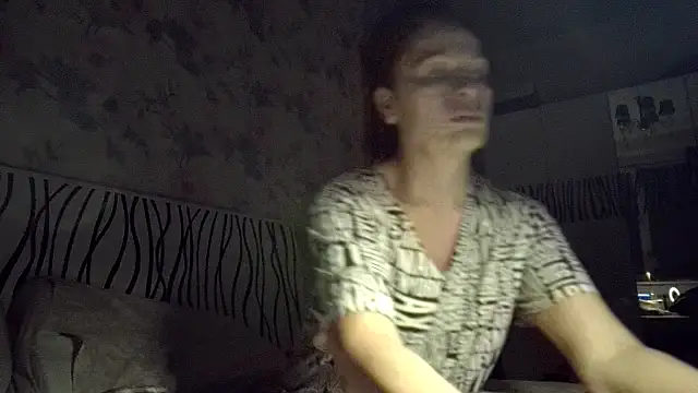 Snapshot of LindaStarS chatting on January 5, 2026, 7:06 pm LindaStarS online show from January 5, 2026, 7:06 pm