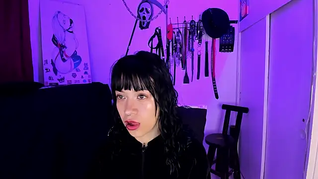 Snapshot of dungeongirls chatting on October 11, 2025, 11:33 am dungeongirls online show from October 11, 2025, 11:33 am