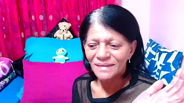 SLUTTYROXY online show from October 21, 2025, 7:35 pm