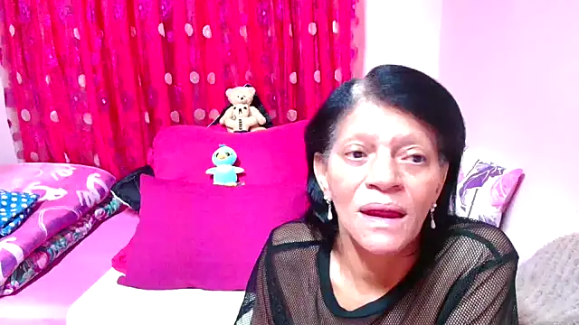 SLUTTYROXY online show from October 9, 2025, 8:31 pm