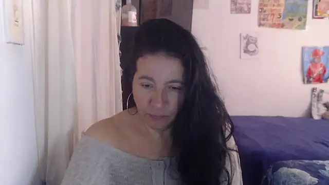 stefilove10 online show from May 26, 2026, 1:42 pm