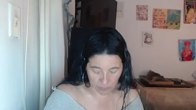 stefilove10 online show from October 7, 2025, 2:40 pm