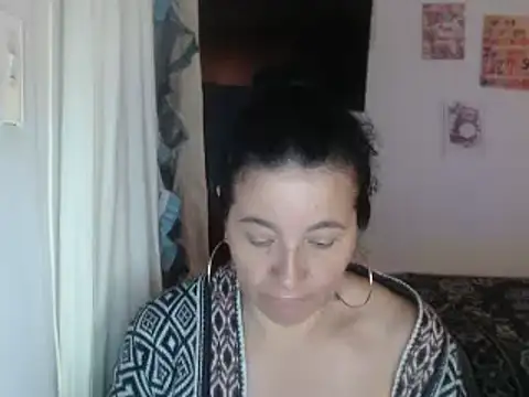 stefilove10 online show from March 3, 2025, 1:45 pm