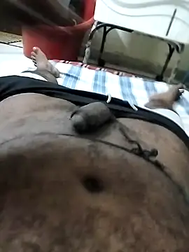 Snapshot of honeyboy4aunty chatting on June 3, 2026, 4:55 pm honeyboy4aunty online show from June 3, 2026, 4:55 pm