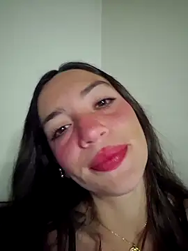 loveuu-bae online show from December 5, 2025, 1:16 am