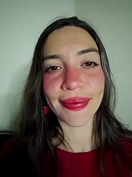 Snapshot of loveuu-bae chatting on February 4, 2026, 1:33 am loveuu-bae online show from February 4, 2026, 1:33 am