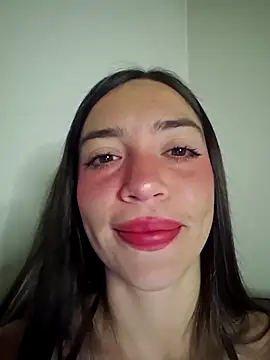 Snapshot of loveuu-bae chatting on February 21, 2026, 2:35 am loveuu-bae online show from February 21, 2026, 2:35 am