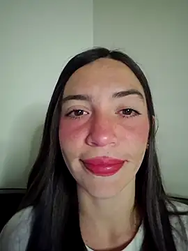 loveuu-bae online show from November 25, 2025, 12:44 am