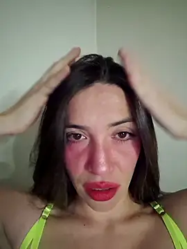 Snapshot of loveuu-bae chatting on February 28, 2026, 2:44 am loveuu-bae online show from February 28, 2026, 2:44 am