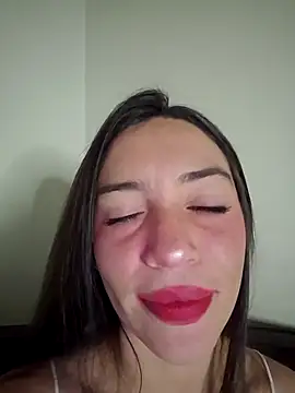 loveuu-bae online show from April 14, 2026, 2:38 am