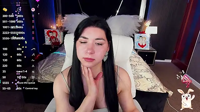 EmilyCandyy online show from April 3, 2026, 6:20 am