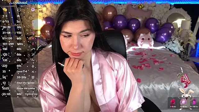 EmilyCandyy online show from February 10, 2026, 7:07 am