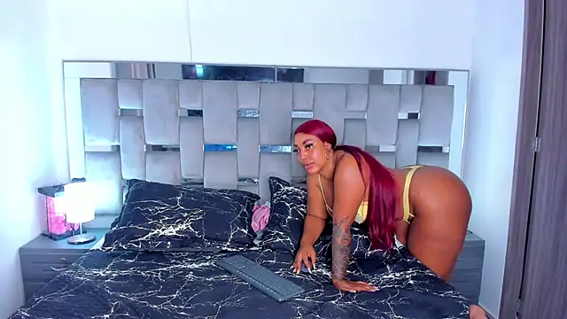 Cammiila online show from December 5, 2025, 11:09 am