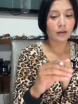 Snapshot of kinky_mila@xh chatting on December 15, 2025, 10:59 pm kinky milaxh online show from December 15, 2025, 10:59 pm