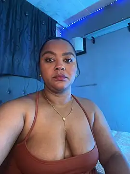 yanza2002 online show from March 26, 2026, 11:35 pm