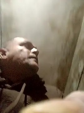 jay2425 online show from November 17, 2025, 1:31 am