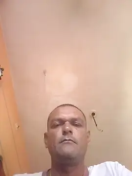 jay2425 online show from November 16, 2025, 6:29 am