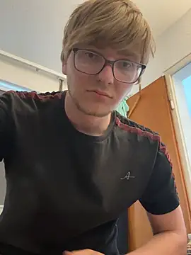 Sven132 online show from April 27, 2026, 5:22 pm