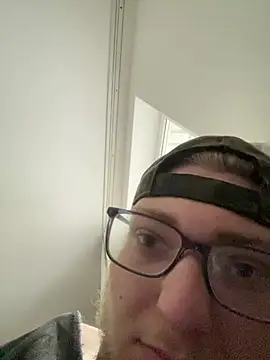 Sven132 online show from June 21, 2026, 5:46 am