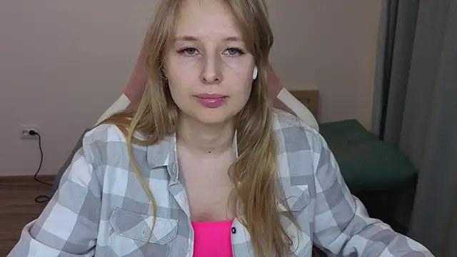 Jessy Ginger online show from May 1, 2026, 5:40 pm