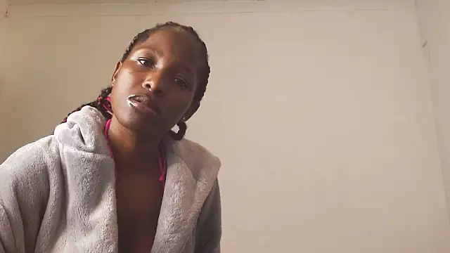 SoftRosee online show from October 11, 2025, 5:14 pm