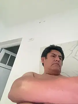 julius semen online show from December 21, 2025, 10:32 pm