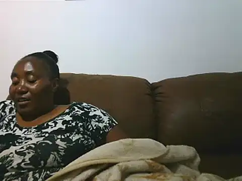 ebonytitts4u online show from February 17, 2026, 8:06 pm