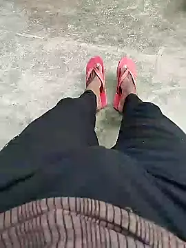 Snapshot of bigh96dik chatting on February 16, 2025, 10:43 am bigh96dik online show from February 16, 2025, 10:43 am