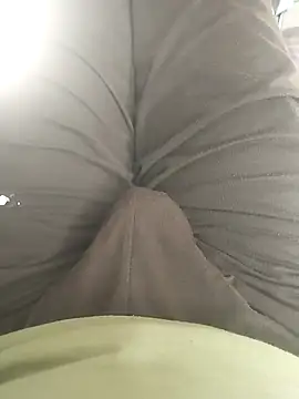 Snapshot of bigh96dik chatting on November 6, 2025, 2:48 am bigh96dik online show from November 6, 2025, 2:48 am