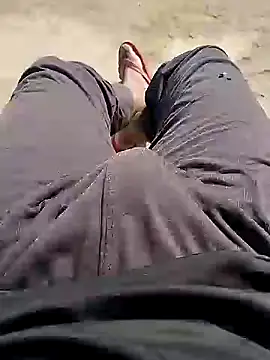 Snapshot of bigh96dik chatting on December 21, 2024, 4:09 am bigh96dik online show from December 21, 2024, 4:09 am