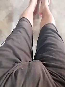 bigh96dik online show from November 30, 2025, 6:47 am