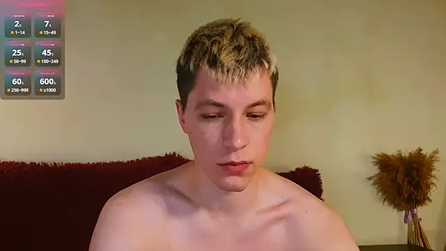 -ethan7inches- online show from May 25, 2026, 2:22 am