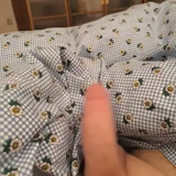 Snapshot of geilerboy2628 chatting on February 3, 2026, 12:21 am geilerboy2628 online show from February 3, 2026, 12:21 am