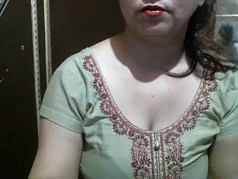 UrsMansi online show from October 13, 2025, 3:41 am