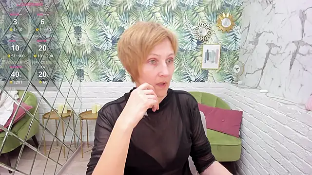 Paris Cherry online show from March 28, 2026, 5:58 pm