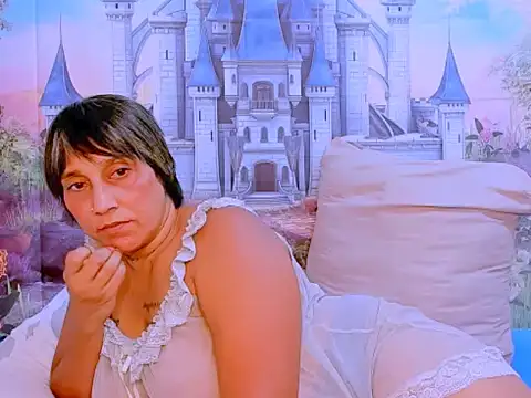 Snapshot of indianroxy chatting on September 13, 2025, 8:03 am indianroxy online show from September 13, 2025, 8:03 am