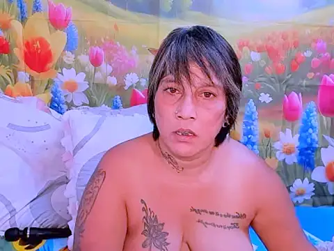 Snapshot of indianroxy chatting on October 9, 2025, 6:36 am indianroxy online show from October 9, 2025, 6:36 am